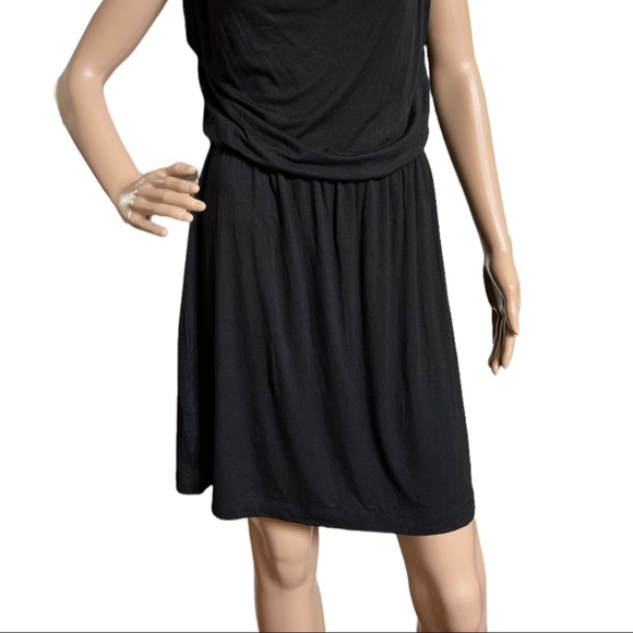 GAP DESIGNED & CRAFTED WOMEN’S SLEEVELESS DRAPE BLACK MINI DRESS SIZE‎ M - Picture 4 of 11